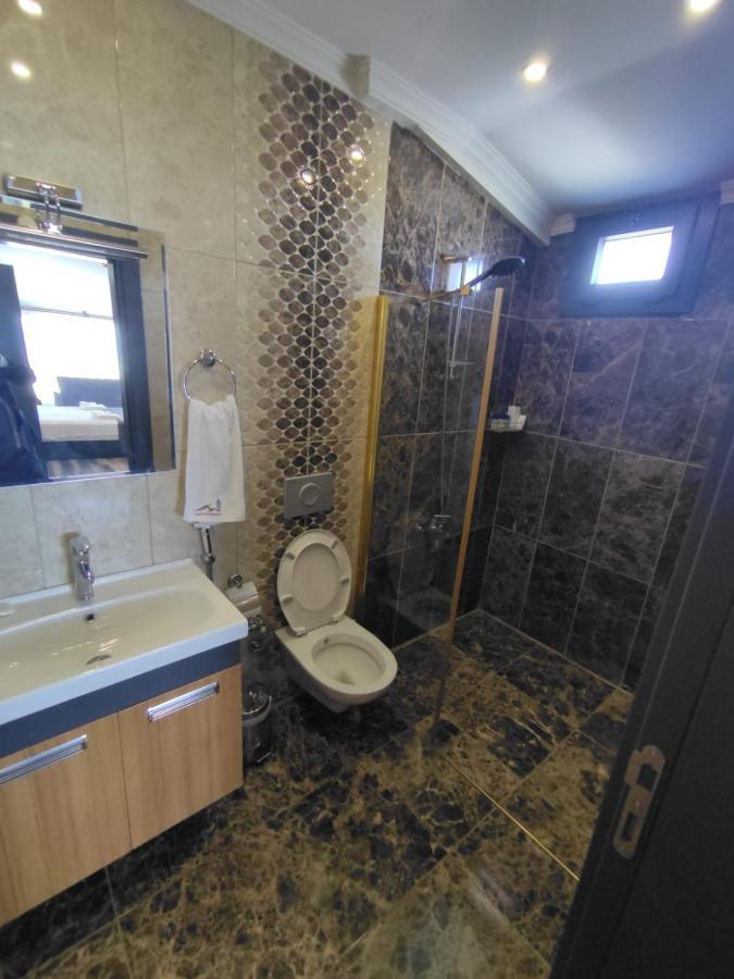 Canary Suite Otel Trabzon Esterno foto