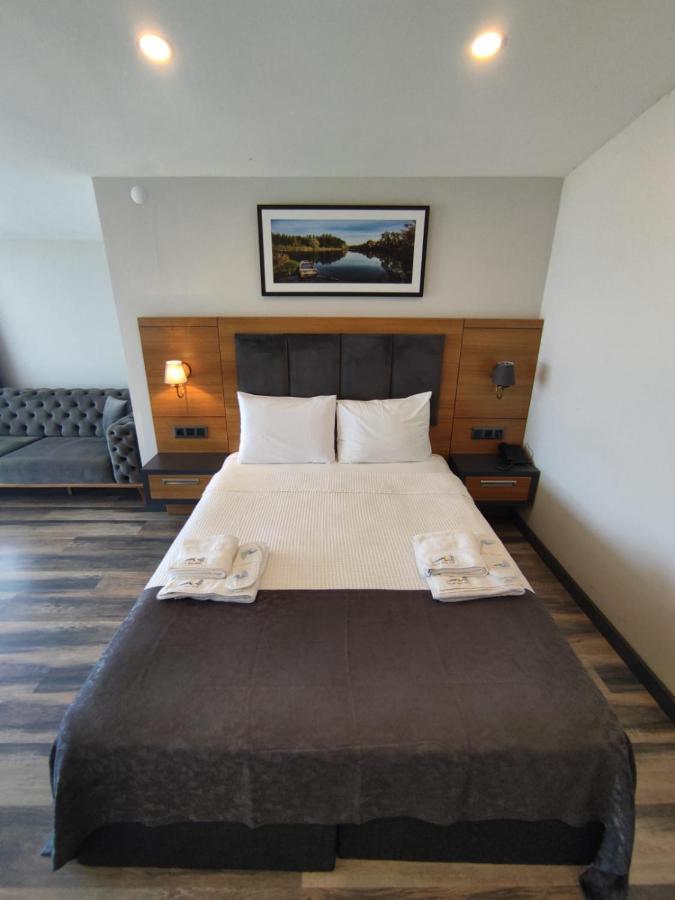 Canary Suite Otel Trabzon Esterno foto